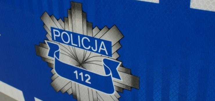 Wyrzucił narkotyk przez boczne okno samochodu