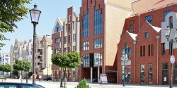 Ci�g dalszy ''odbudowy'' Ratusza Staromiejskiego