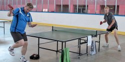 Wakacyjny ping pong w Helenie