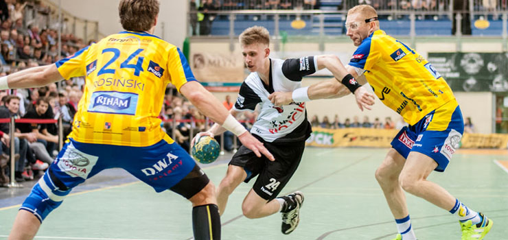 Wysokie zwycięstwo Vive Kielce nad Meble Wójcik. Na meczu 3 tysiące kibiców