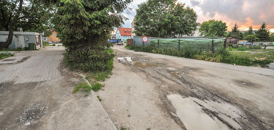 Ani za prywatne, ani za miejskie pieniądze. Drogi na Donimirskich nie będzie