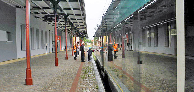 Kolej nadzalewowa przechodzi do historii...