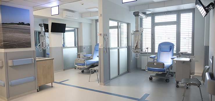 Elbląg: Miliony na onkologię. WSZ otworzył zmodernizowane oddziały (zdjęcia)