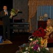 Szklana mena�eria z jubileuszem Marii Makowskiej w tle
