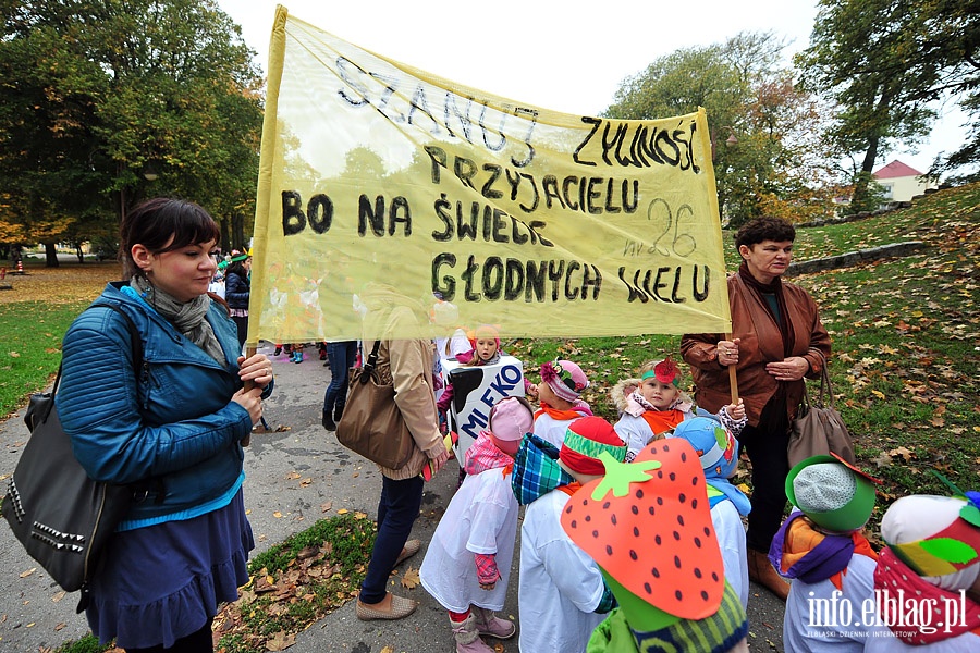 Manifestacja szkolna przeciw marnowaniu produktw spoywczych, fot. 29
