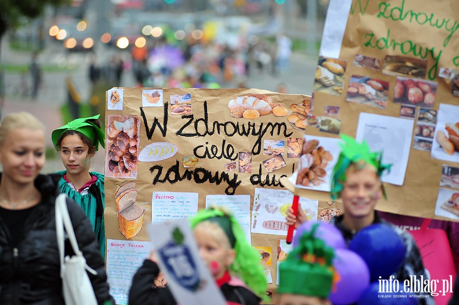 Manifestacja szkolna przeciw marnowaniu produktw spoywczych, fot. 45