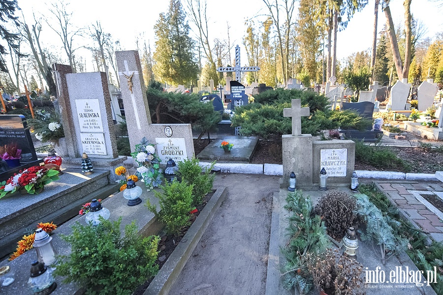 Zbiorowa mogia 29 jecw polskich na Cmentarzu Komunalnym Agrykola, fot. 13
