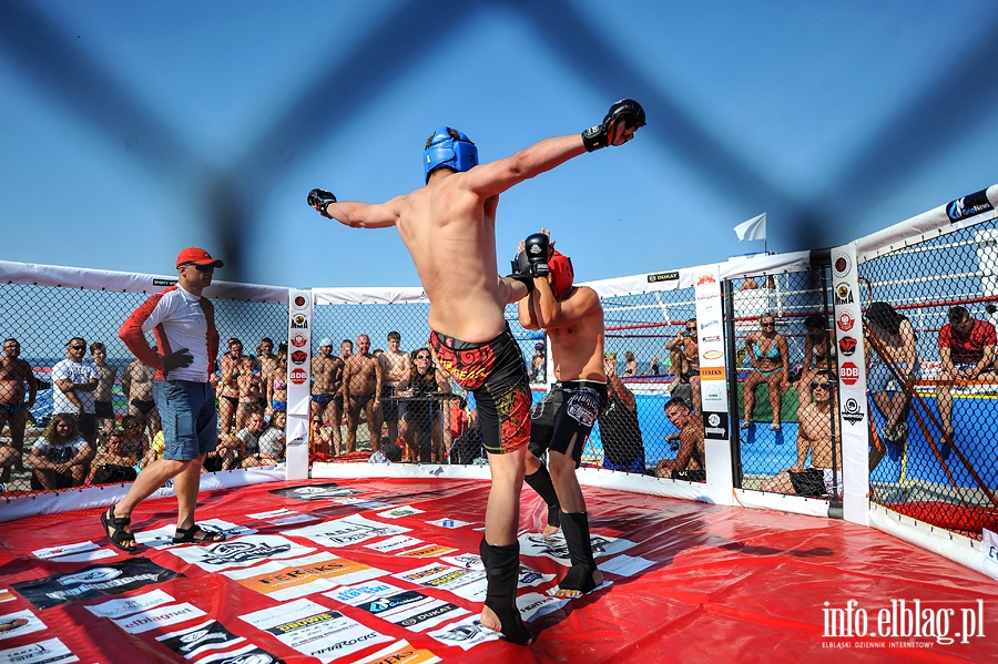 Drugi dzie Mistrzostw Krajw Nadbatyckich w MMA na play w Krynicy Morskiaj, fot. 112