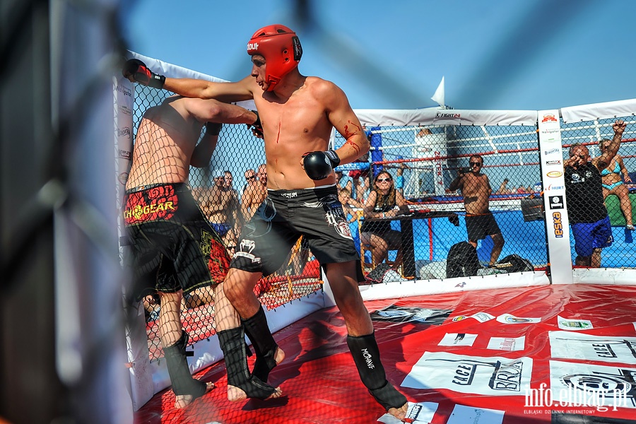 Drugi dzie Mistrzostw Krajw Nadbatyckich w MMA na play w Krynicy Morskiaj, fot. 116