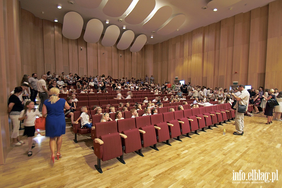 Oficjalne otwarcia sali koncertowej w szkole muzycznej, fot. 1