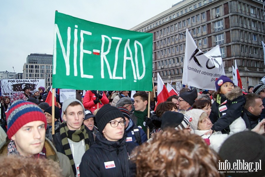 Elblski KOD na manifestacji "Wolne media" w Warszawie, fot. 13