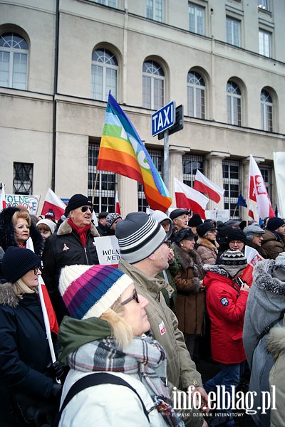 Elblski KOD na manifestacji "Wolne media" w Warszawie, fot. 34