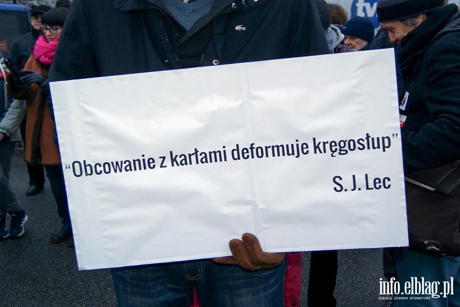 Elblski KOD na manifestacji "Wolne media" w Warszawie, fot. 40