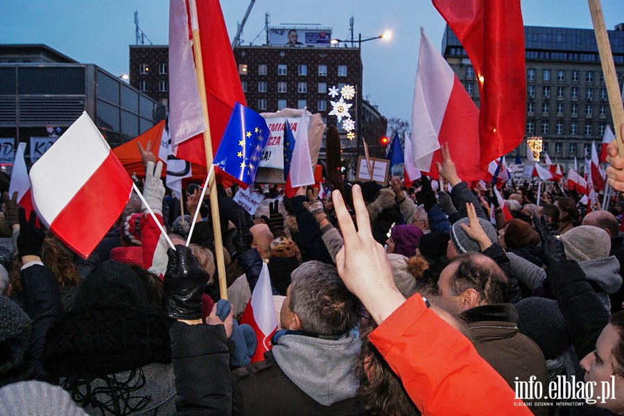 Elblski KOD na manifestacji "Wolne media" w Warszawie, fot. 57