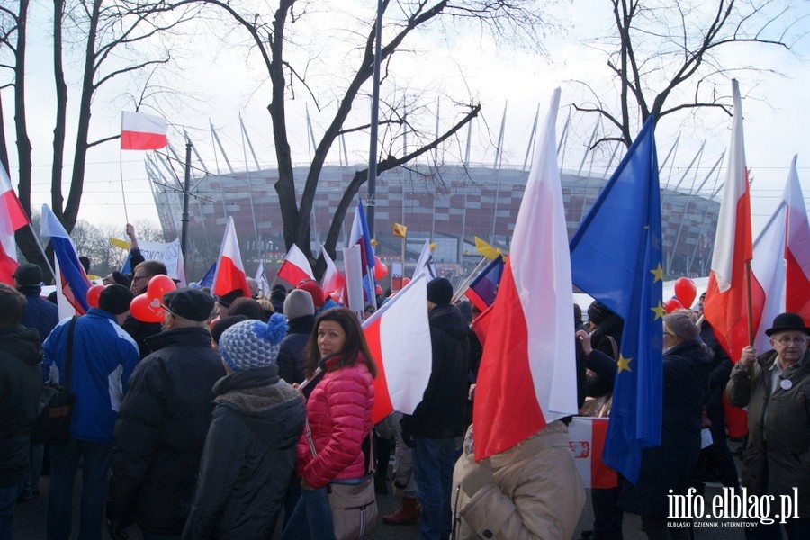 Elblanie na stoecznym marszu Komitetu Obrony Demokracji - 27.02.2016, fot. 4