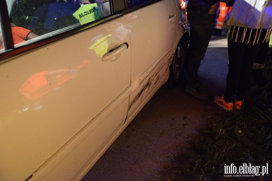 Wypadek w Gronowie Grnym. Pi osb rannych, kierowca prawdopodobnie pijany!, fot. 14