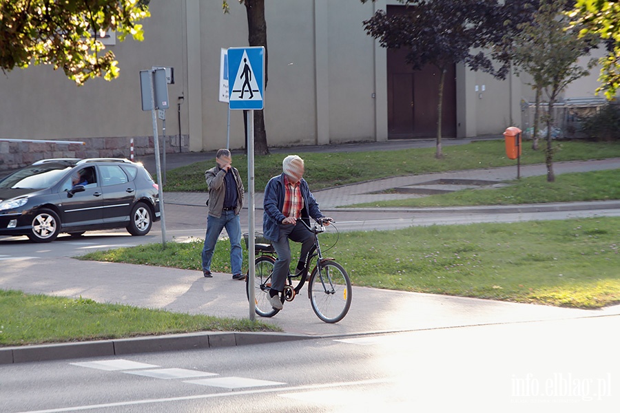 Rowerzysci na przejciach dla pieszych, fot. 12