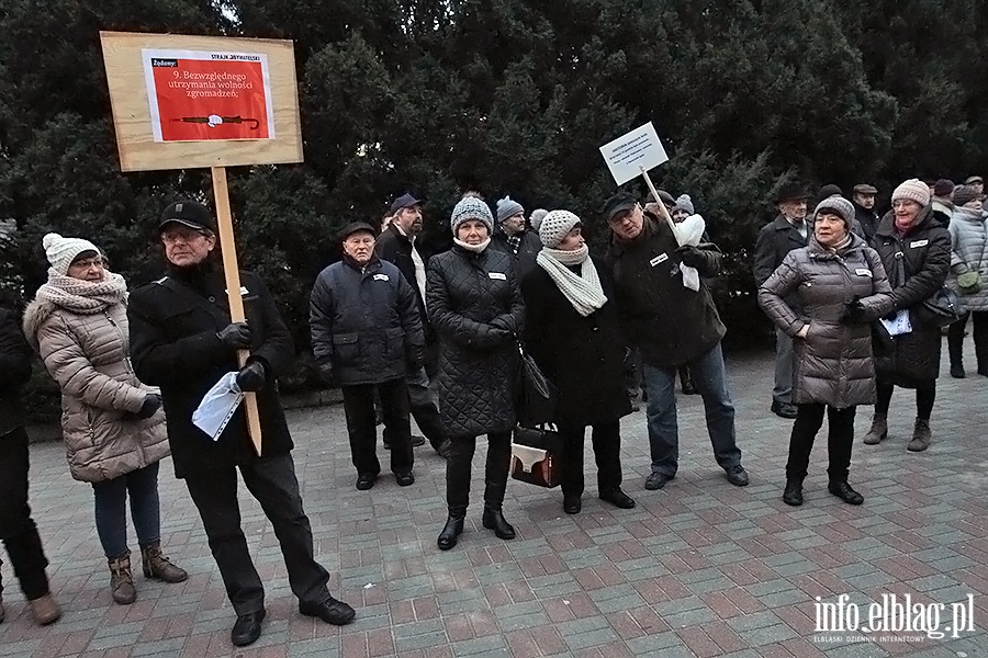 Elblanie protestowali przeciwko rzdom PiS, fot. 5
