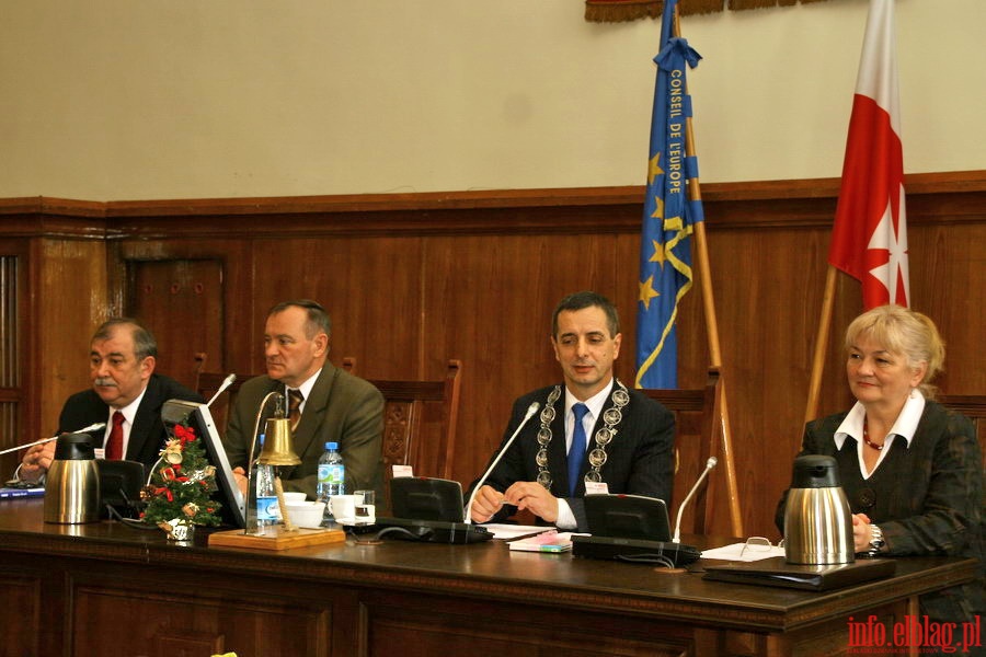 Wybr przewodniczcego Rady Miejskiej oraz zaprzysienie Grzegorza Nowaczyka na prezydenta Elblga, fot. 28