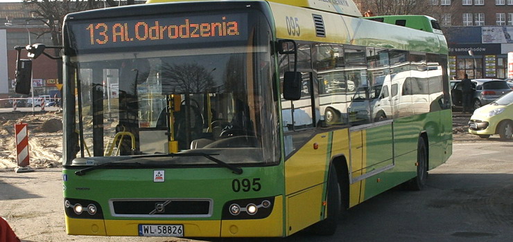 W upalne dni pasaerowie miejskich autobusw przeywaj koszmar