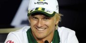 Heikki Kovalainen zagra w golfa na pasckim polu