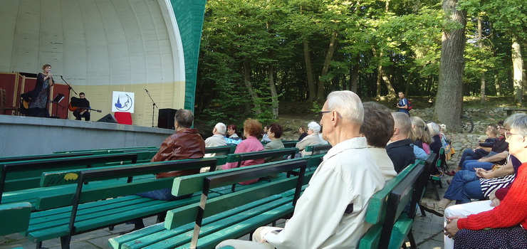 „Moje Podwrko” w Baantarni - recital Joanny Lewandowskej- Zbudniewek