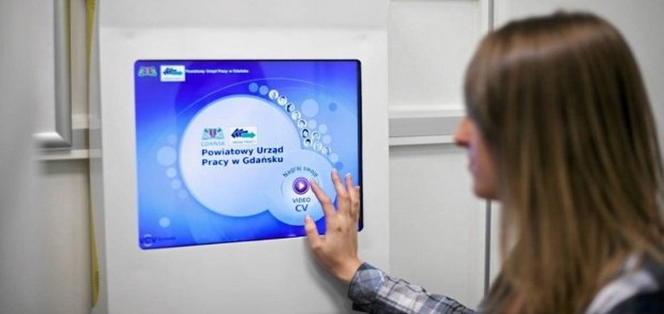 Wejdź, nagraj, wyślij. Czy nowa forma wideo CV przyczyni się do spadku bezrobocia?