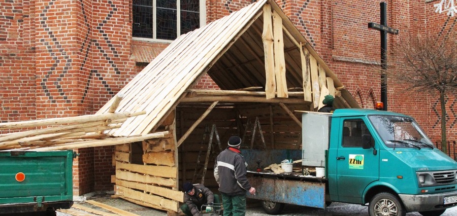 Osioł Karol i inne zwierzęta w szopce znów rozbawią mieszkańców Elbląga