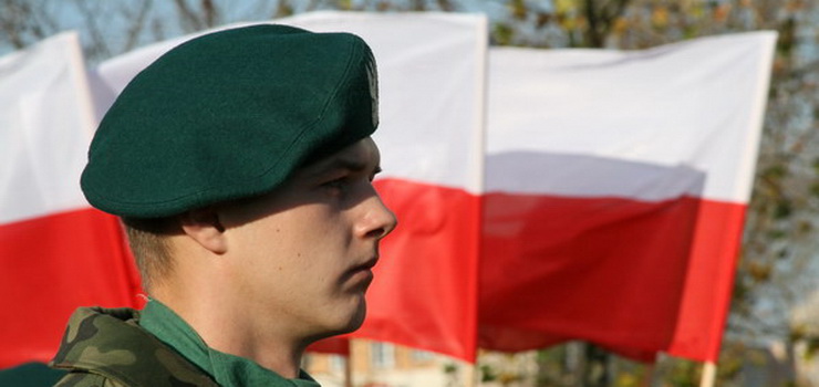 Przemarsz z 50-ciometrow flag, koncerty i historyczna inscenizacja. Elblg hucznie obchodzi Dzie Niepodlegoci