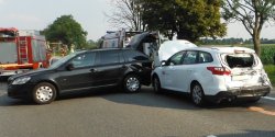 Wypadek w Jazowej z udziaem czterech aut. Siedem osb rannych trafio do szpitala