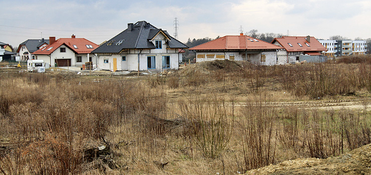 Pół miliona złotych w półtora roku. Tyle Miasto zarobiło na sprzedaży 5 działek na Bielanach