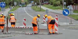 Utrudnienia na Konopnickiej. Poowa skrzyowania z Niepodlegoci zamknita. Ruszya budowa ronda