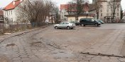 Zmiany na Odrodzenia i Bosmaskiej. Znikn stare i zniszczone chodniki, bd miejsca parkingowe