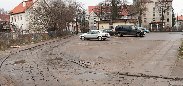 Zmiany na Odrodzenia i Bosmaskiej. Znikn stare i zniszczone chodniki, bd miejsca parkingowe