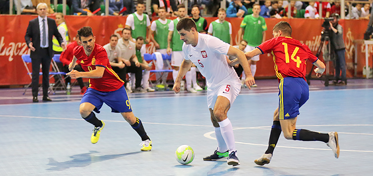 Zwyciski remis Polski z Hiszpani. Polscy futsalowcy zagraj w baraach o EURO 2018!