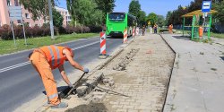 "Niestety, naprawa jezdni czy chodnikw nie stanowi penej naprawy ulicy"