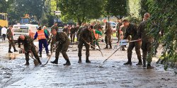 "Wczoraj bya masakra, ale przetrwalimy". Zwizku Jaszczurczego po powodzi