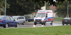 Wypadek na Mickiewicza. Rowerzysta zmar