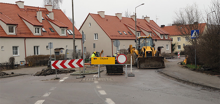 "Musimy trochę pocierpieć". Mieszkańcy Zatorza odliczają miesiące do końca budowy wiaduktu