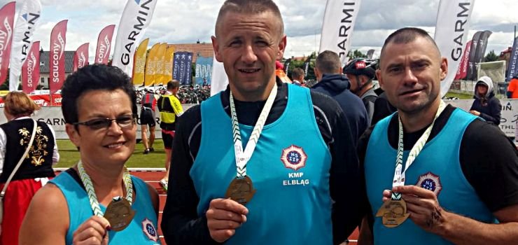 Suces elblskich policjantw w sztafecie triathlonistw