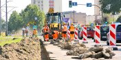 "Widz jak dokonywane s rne remonty, ale zawsze brak materiaw na wymieniane przeze mnie w interpelacjach ulice"