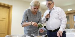 Seniorzy chtnie wybieraj "Kierunek: Zdrowie". Rozpocza si jesienna edycja popularnego cyklu