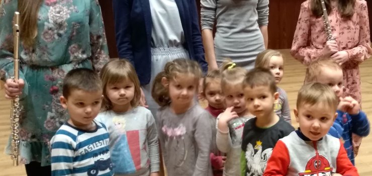 Zaczarowany flet zagościł na scenie elbląskiej szkoły muzycznej