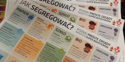 Aby dobrze segregowa odpady. Tablice informacyjne pojawi si przymietnikach