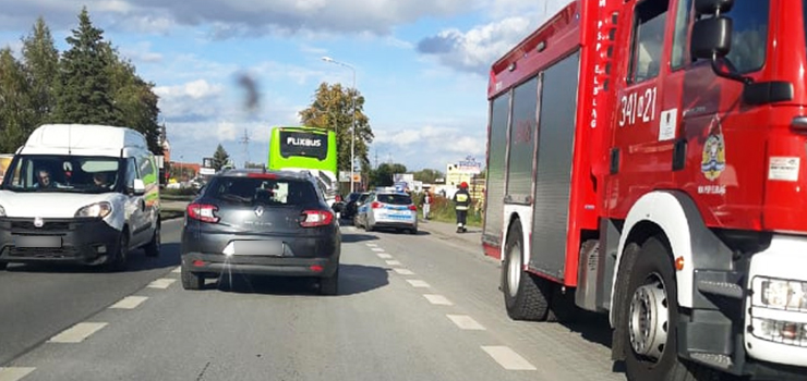 Kolizja dwóch samochodów na Warszawskiej