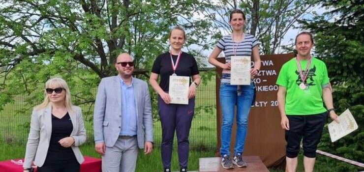 Biegacze na orientacj Elblskiego Klubu Orienteeringu GRYF znowu na podium