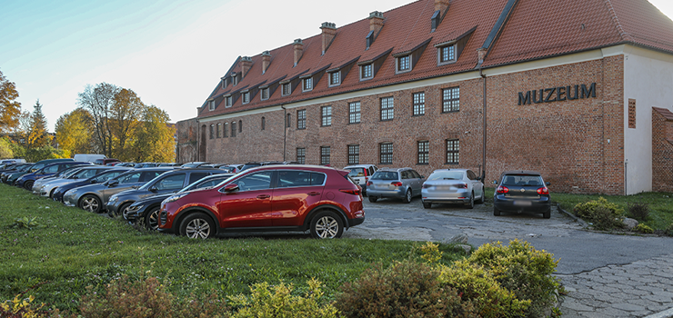 Modernizacja parkingu przy Muzeum kosztowa bdzie 1 mln 100 tys. z