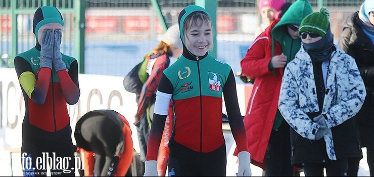 Trwają Ogólnopolskie Zawody Dzieci w łyżwiarstwie szybkim. „Mamy tu bardzo duże emocje”