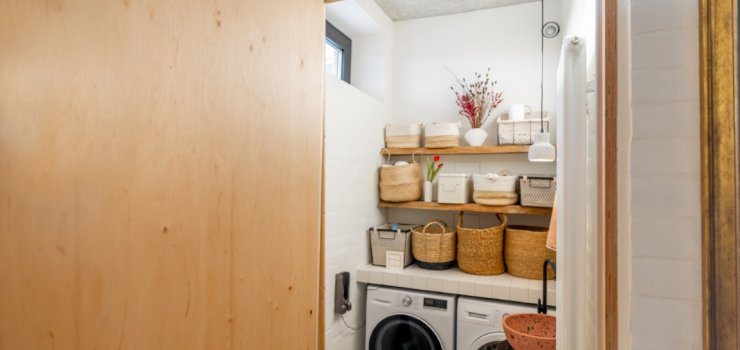 Jakie wymiary powinna mieć suszarka do zabudowy w małej łazience?