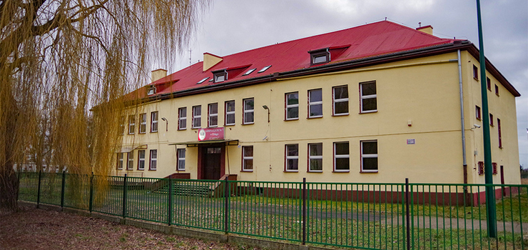 Elbląg: Budynek przy Lotniczej od lat czeka na zagospodarowanie. Miasto powinno zareagować?